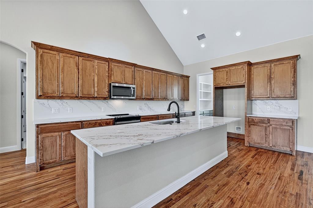 421 Schneider Road Sherman, TX 75090 - Photo 10 of 35