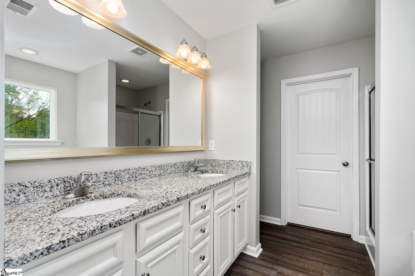 211 Sunny Pt Loop Central, SC 29630 - Photo 17 of 36 Gallery Image 17