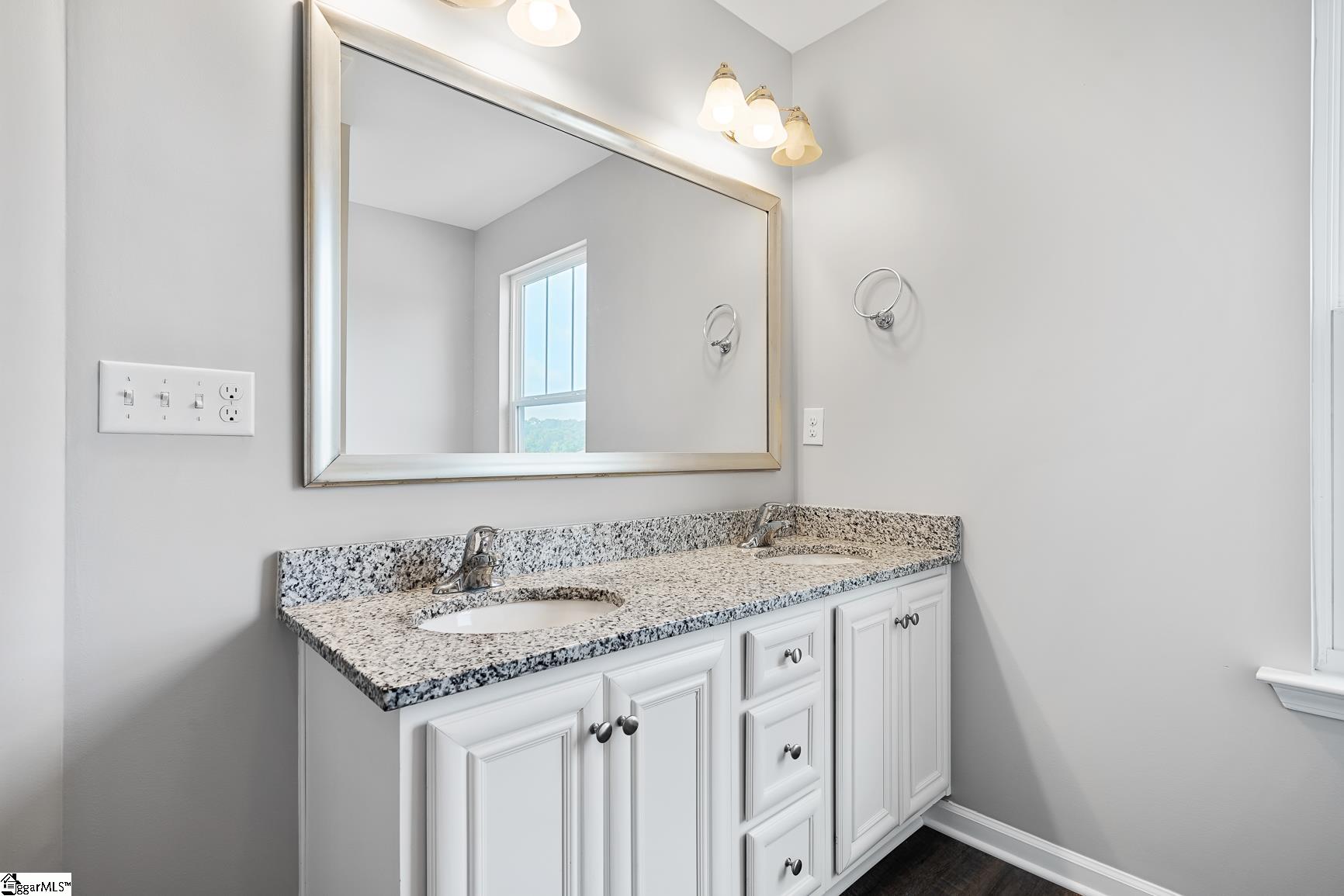 211 Sunny Pt Loop Central, SC 29630 - Photo 24 of 36 Gallery Image 24