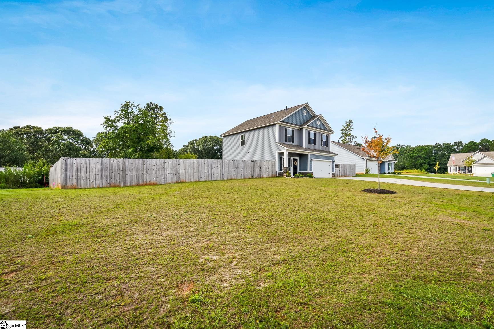 211 Sunny Pt Loop Central, SC 29630 - Photo 27 of 36 Gallery Image 27