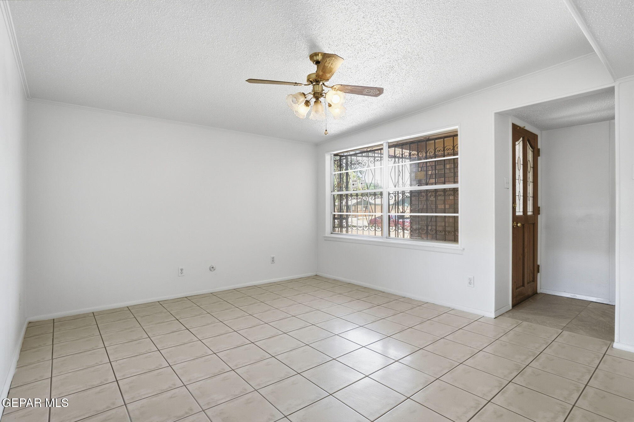 3217 Shetland Road El Paso, TX 79925 - Photo 13 of 30 4-ShetlandUned