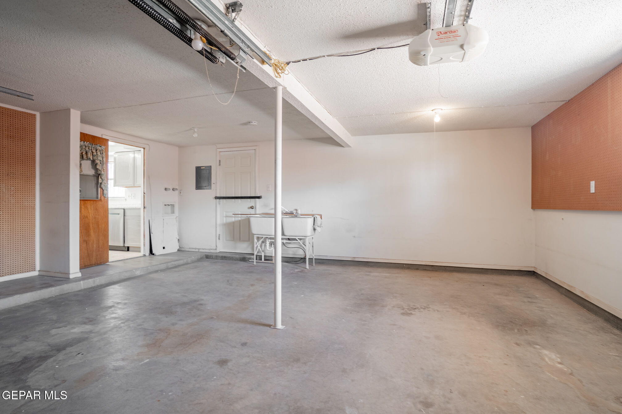 3217 Shetland Road El Paso, TX 79925 - Photo 16 of 30 7-Shetland