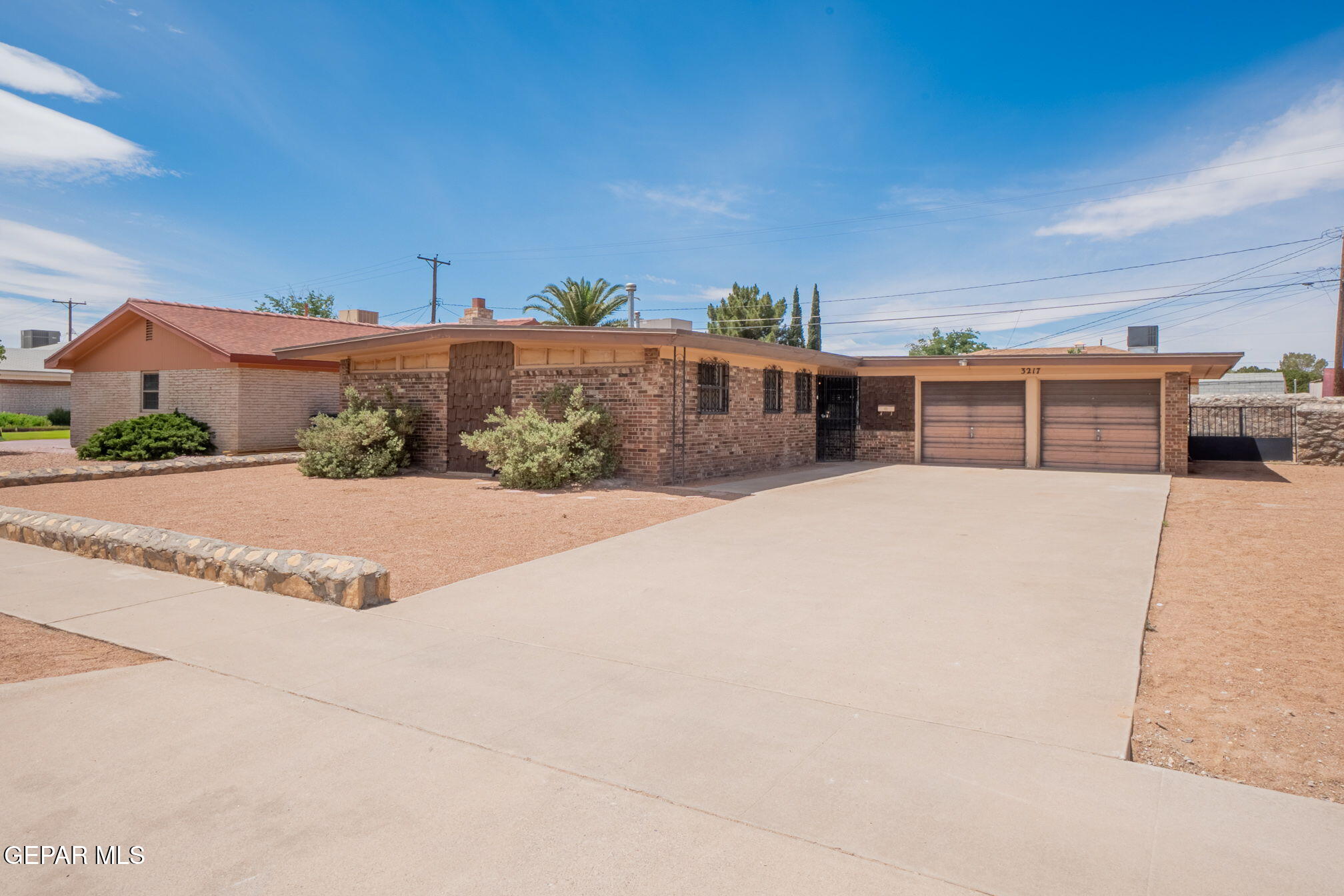 3217 Shetland Road El Paso, TX 79925 - Photo 2 of 30 1-Shetland