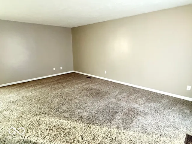 $1,300 | 837 Harlan Street, Plainfield, IN 46168