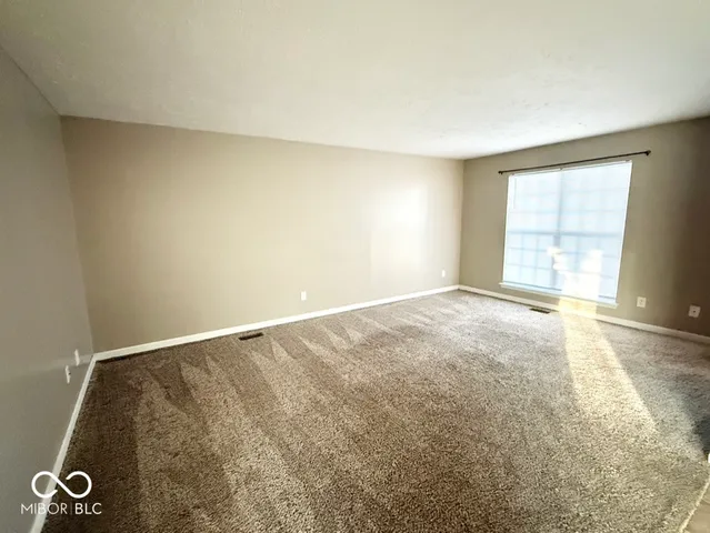 $1,300 | 837 Harlan Street, Plainfield, IN 46168