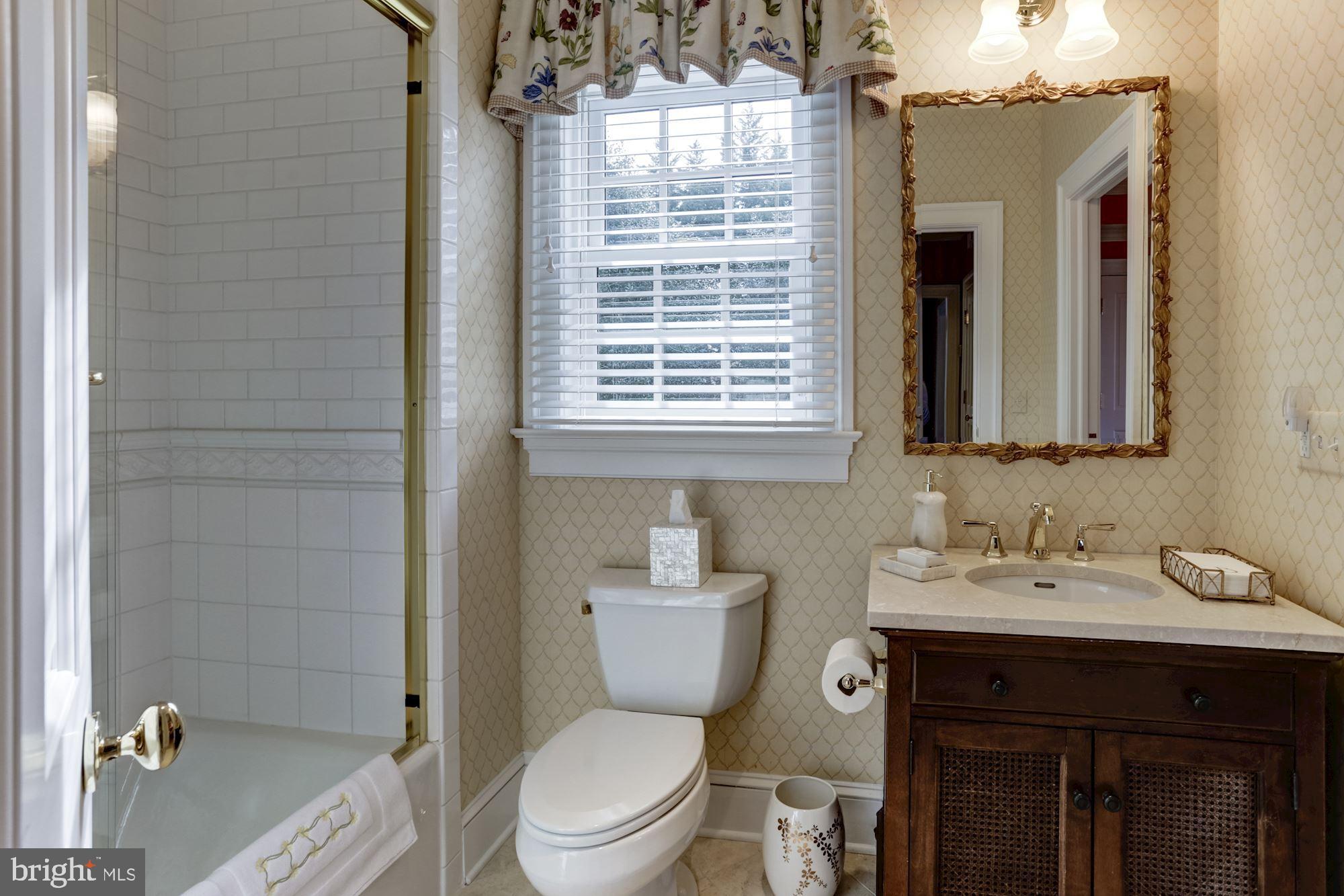 26310 St Michaels Road Easton, MD 21601 - Photo 56 of 122 En Suite