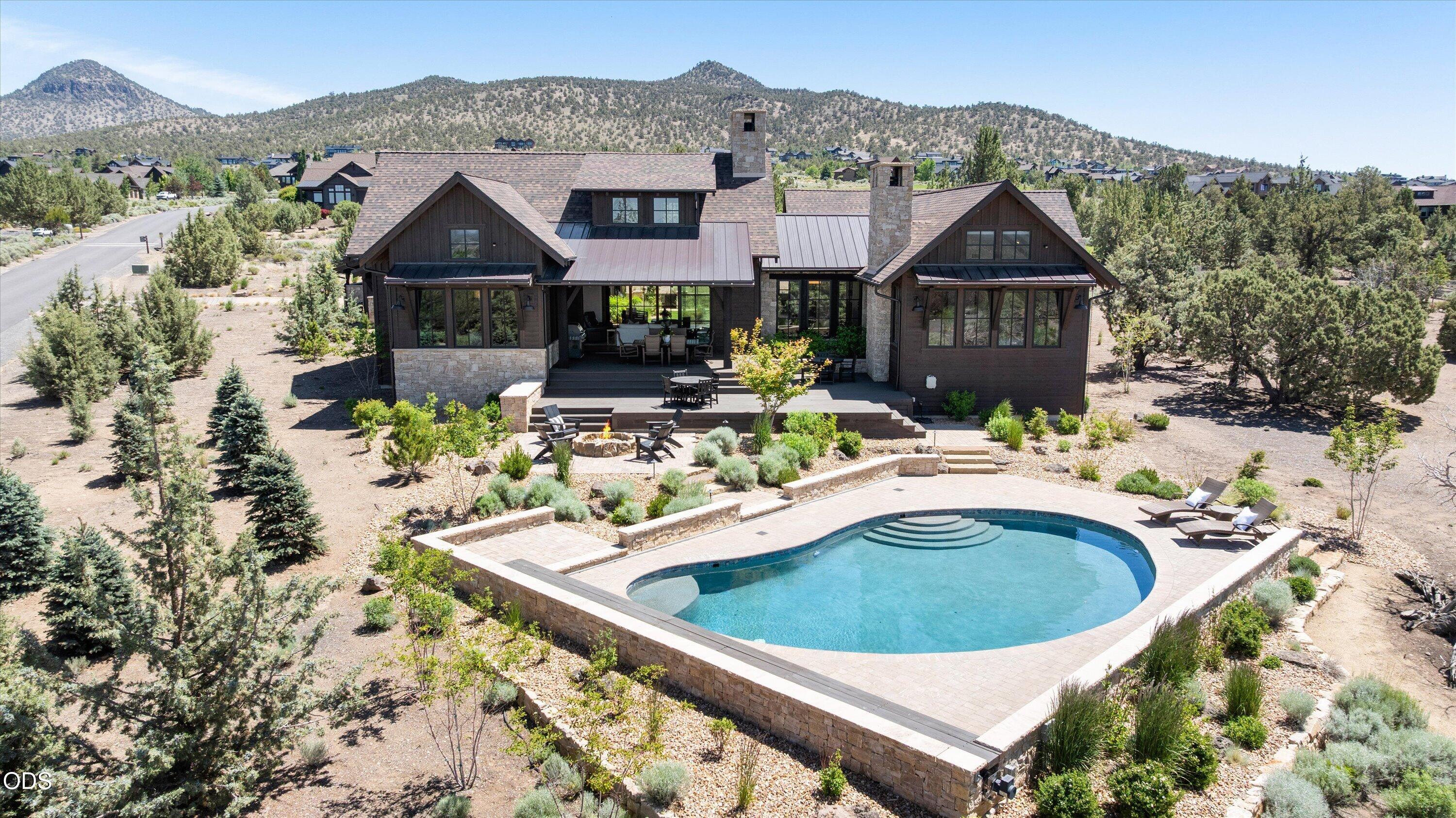 16215 South W Vaqueros Way Powell Butte, OR 97753 - Photo 1 of 48 This home is situated on its lot to perfectly embrace the natural landscape, views, golf course to east and mountains to west