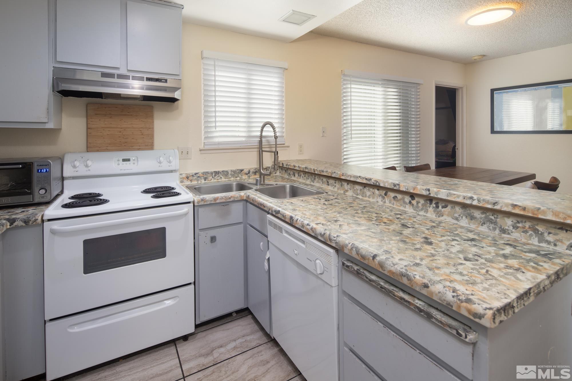 2126 Roundhouse Road Sparks, NV 89431 - Photo 7 of 26 Photo 7