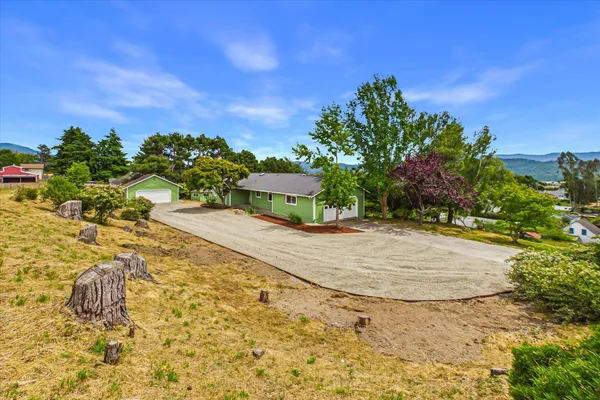 $749,000 | 6705 Rohnerville Road, Hydesville, CA 95547