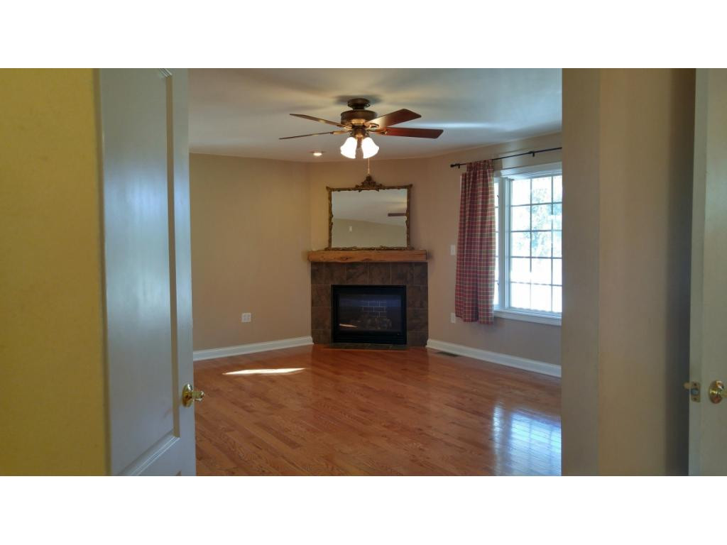 481 Old Stagecoach Road Jonesborough, TN 37659 - Photo 4 of 25 Photo 4