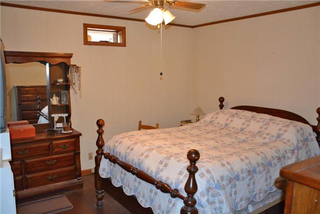 180 Taylor Road Dickson, TN 37055 - Photo 8 of 20 Master Bedroom