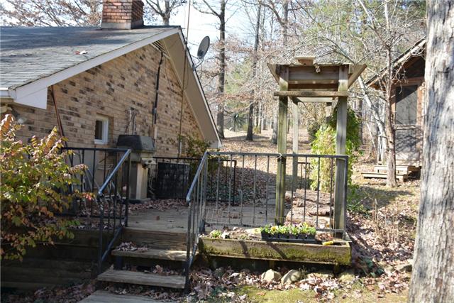 180 Taylor Road Dickson, TN 37055 - Photo 10 of 20 Deck