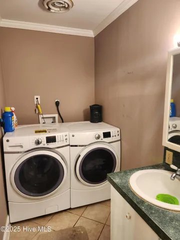 $319,000 | 102 Pine Street, Washington, NC 27889