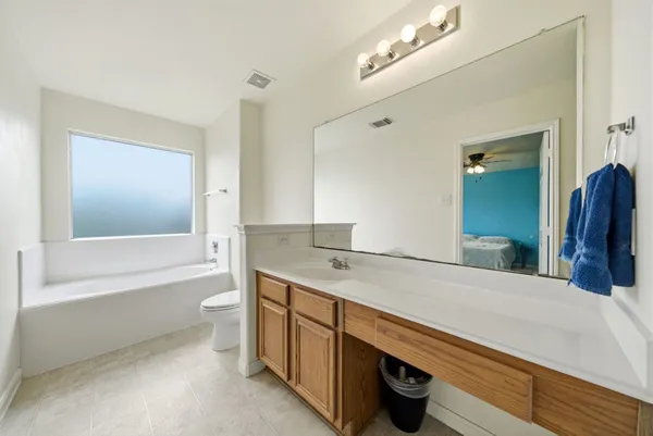 $279,900 | 20239 Evening Primrose Lane, Tomball, TX 77375