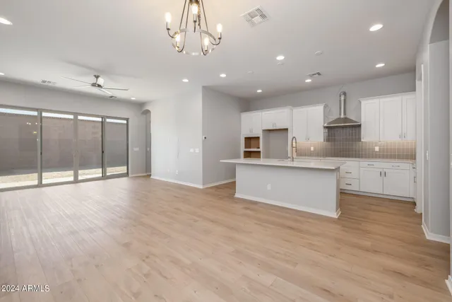 $702,312 | 20073 South 231st Street, Queen Creek, AZ 85142