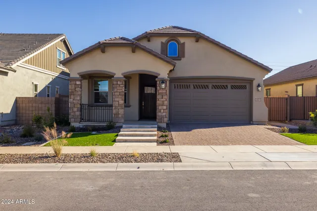 $702,312 | 20073 South 231st Street, Queen Creek, AZ 85142