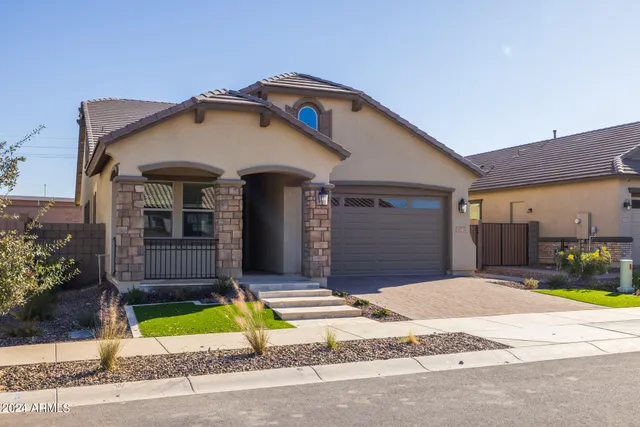$702,312 | 20073 South 231st Street, Queen Creek, AZ 85142