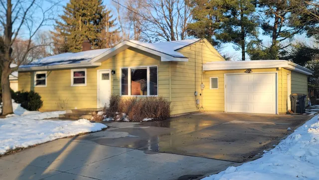 $279,000 | 6803 Fescue Street, Portage, MI 49024