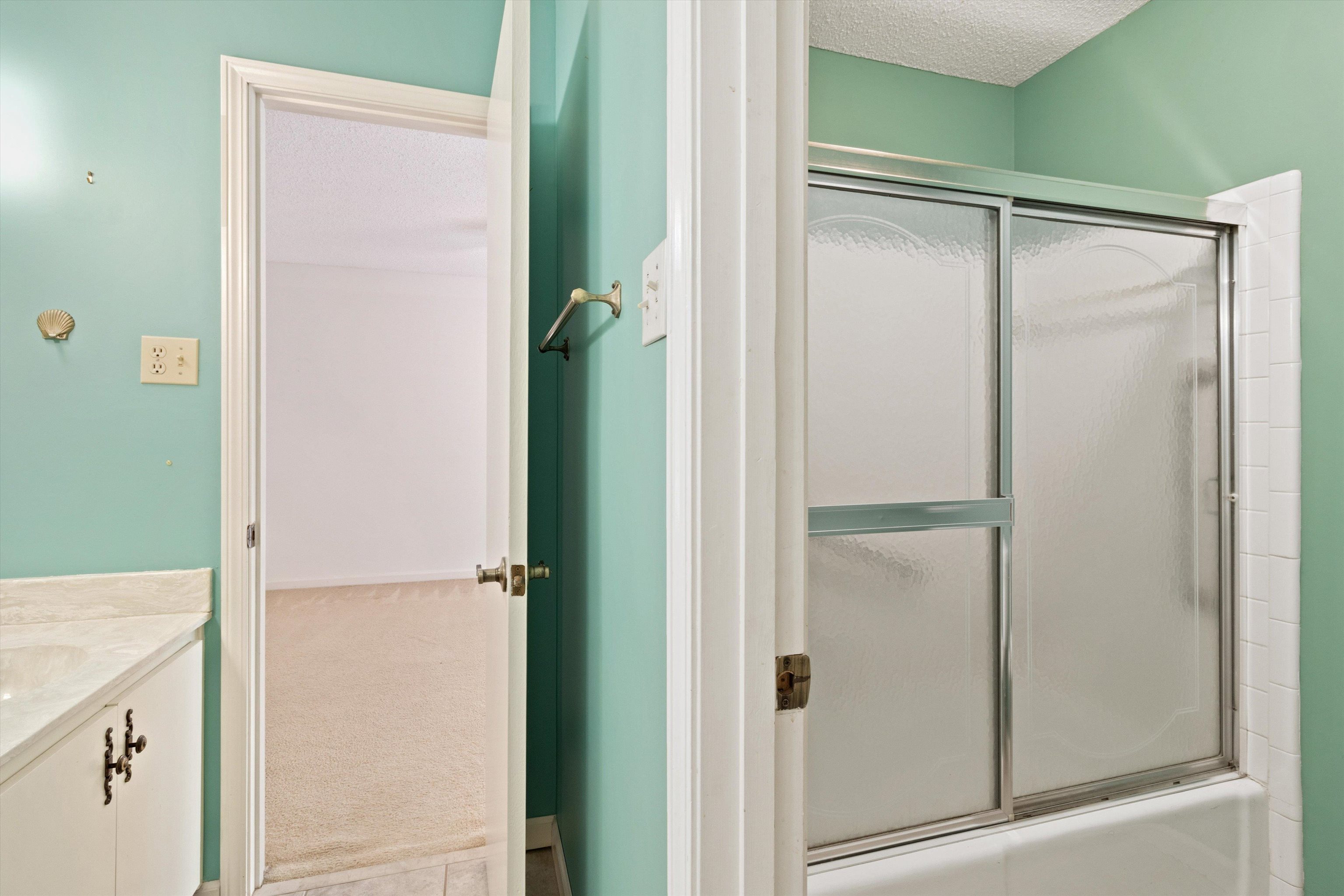 1994 Massey Road Memphis, TN 38119 - Photo 24 of 40