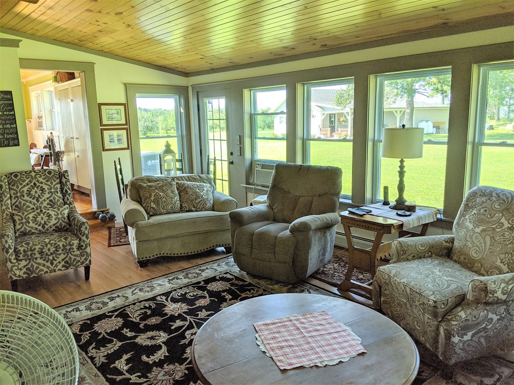 707 Telegraph Road Peru, NY 12972 - Photo 9 of 27