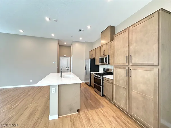 $2,695 | 3363 Via Tizzoni Street, Henderson, NV 89044