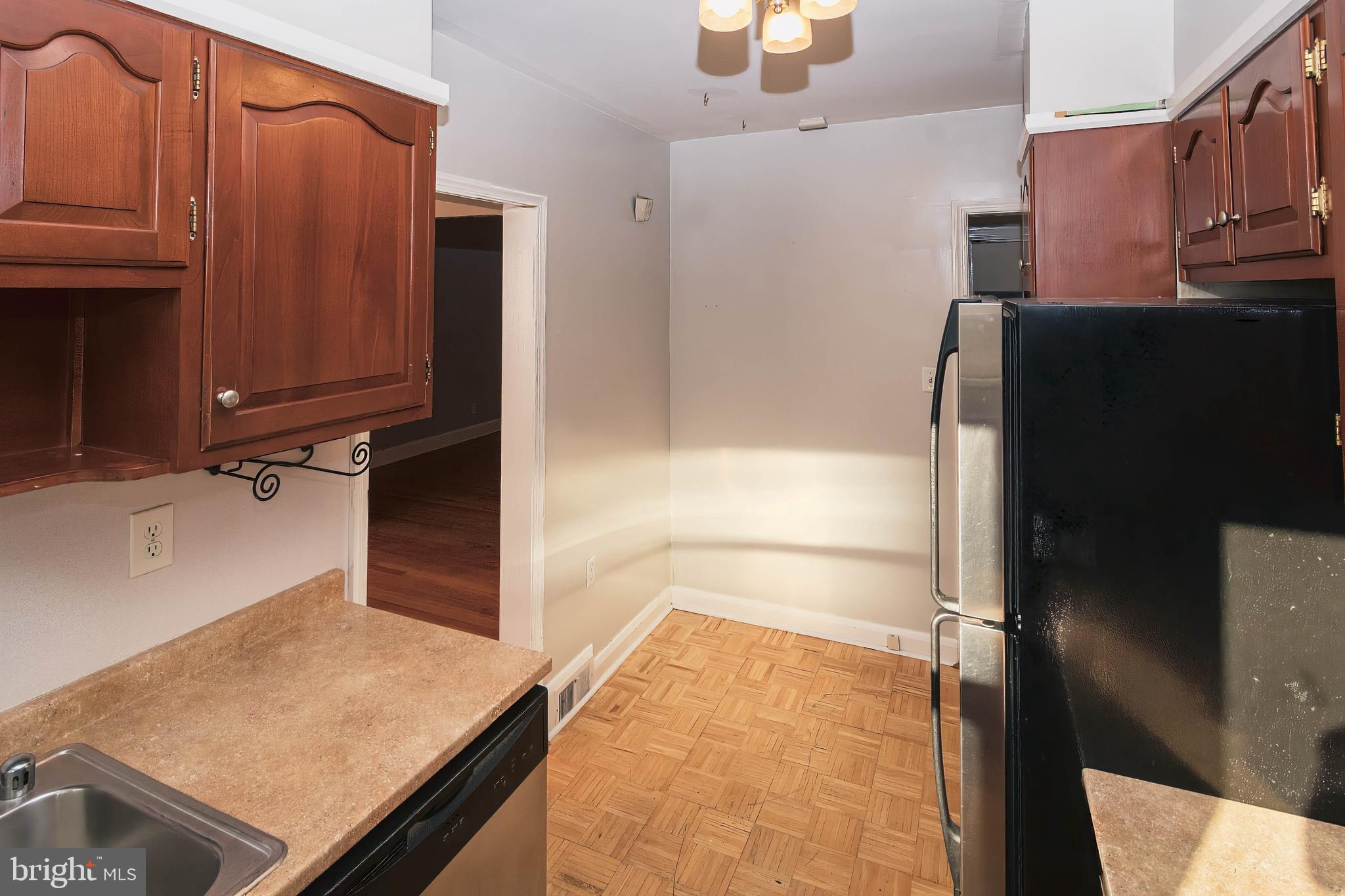 1828 Glen Ridge Road Towson, MD 21286 - Photo 12 of 35