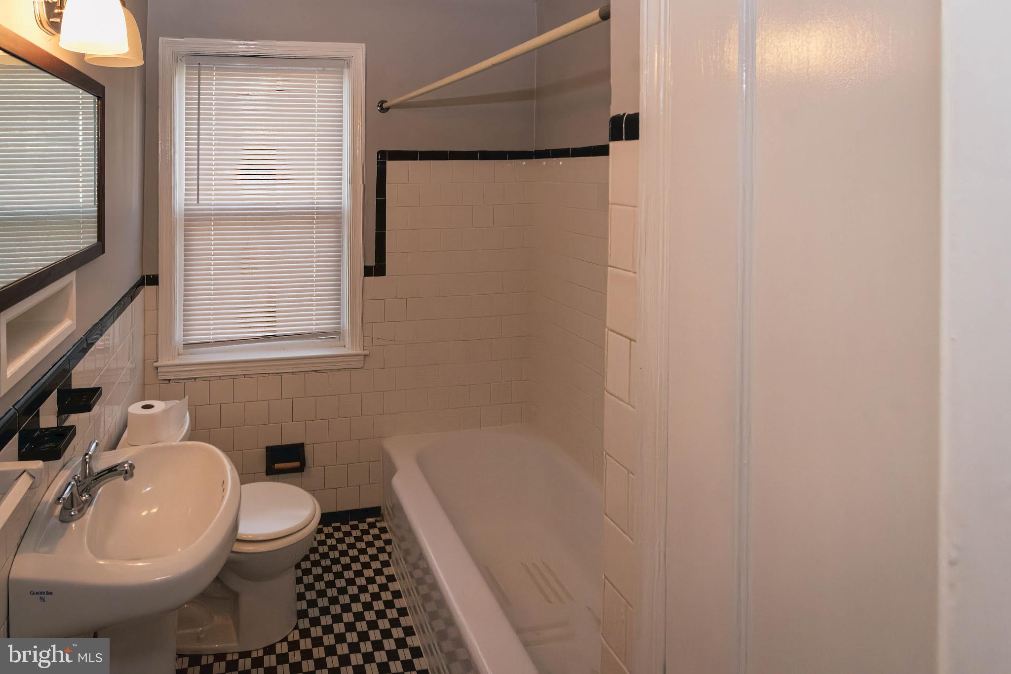 1828 Glen Ridge Road Towson, MD 21286 - Photo 25 of 35