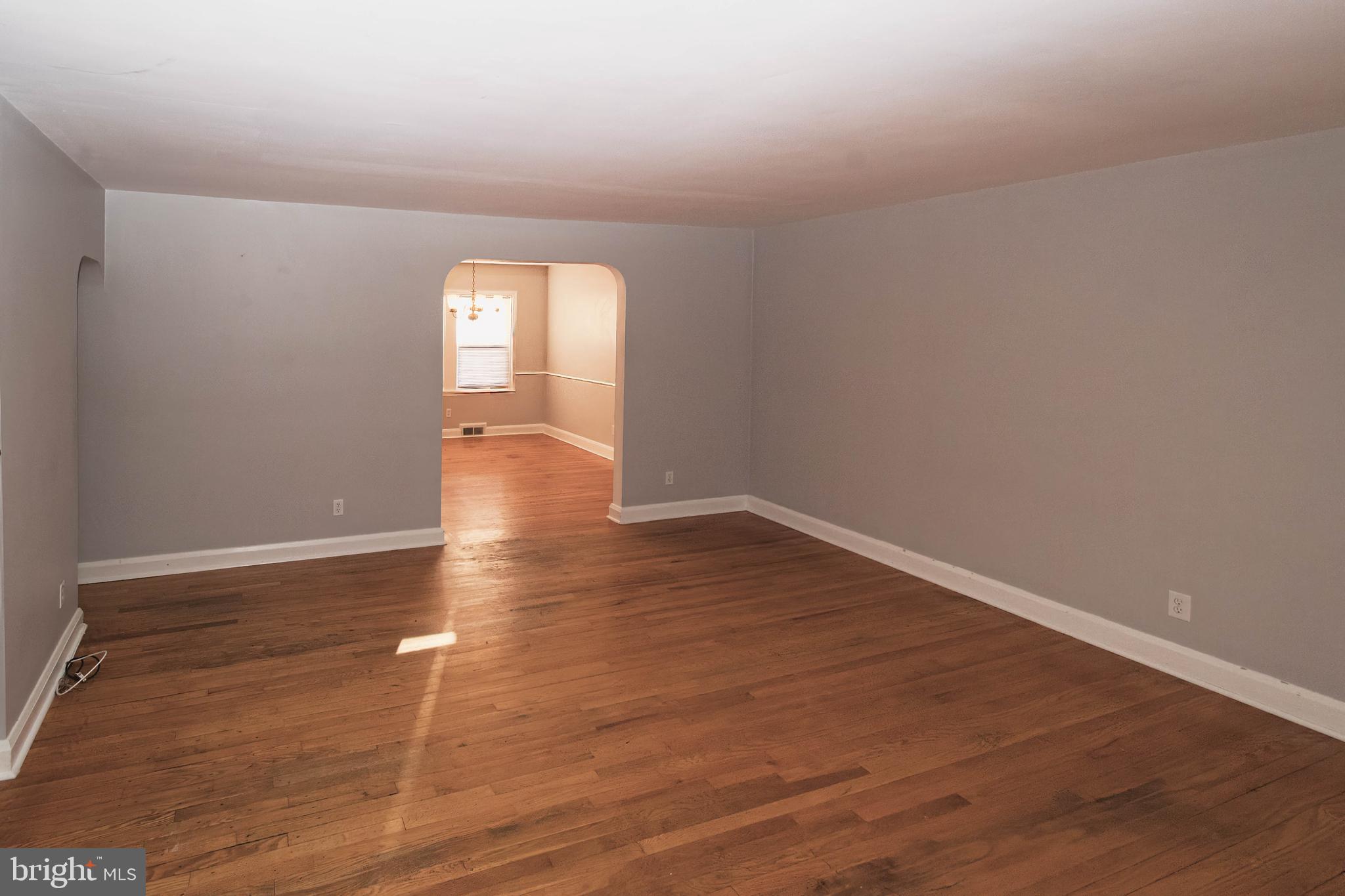 1828 Glen Ridge Road Towson, MD 21286 - Photo 3 of 35