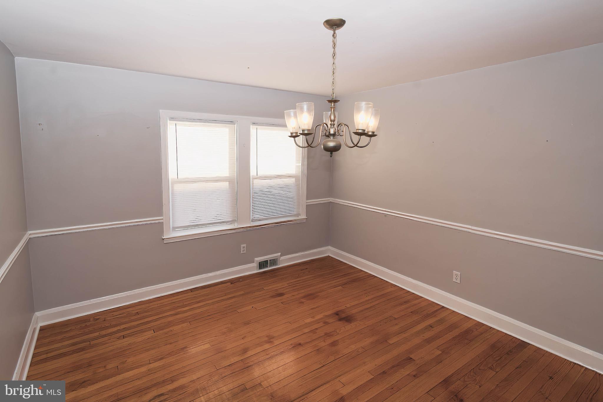 1828 Glen Ridge Road Towson, MD 21286 - Photo 6 of 35