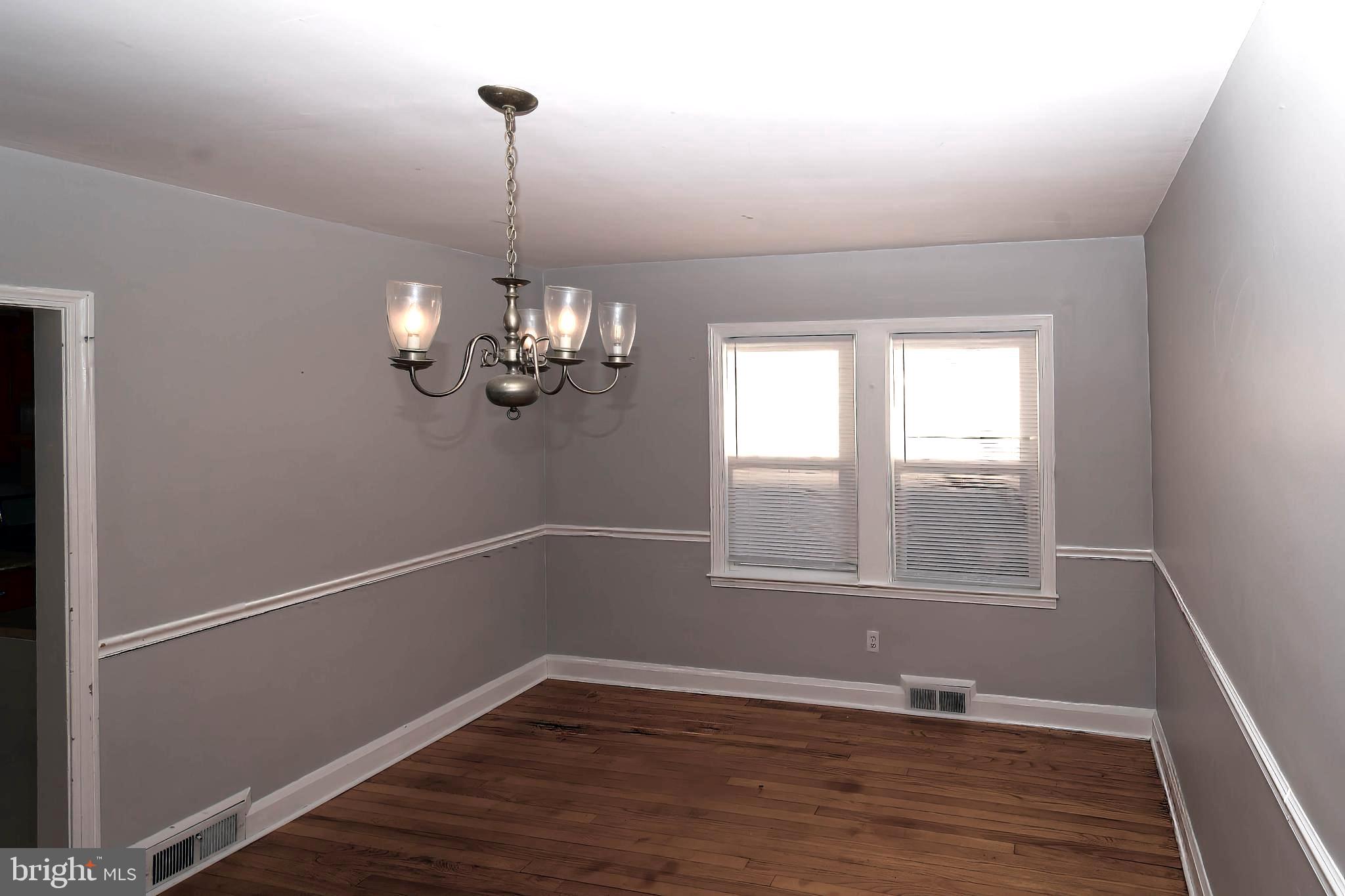 1828 Glen Ridge Road Towson, MD 21286 - Photo 7 of 35