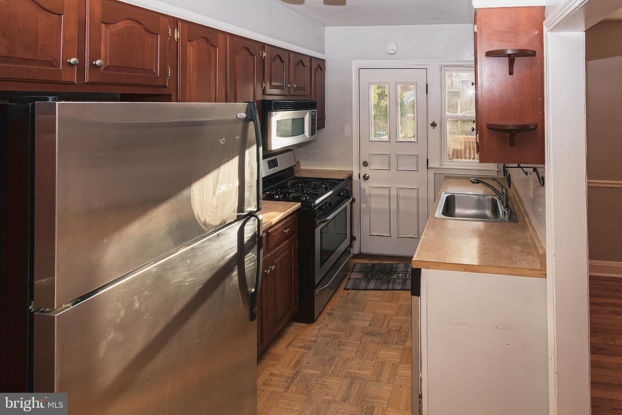 1828 Glen Ridge Road Towson, MD 21286 - Photo 9 of 35