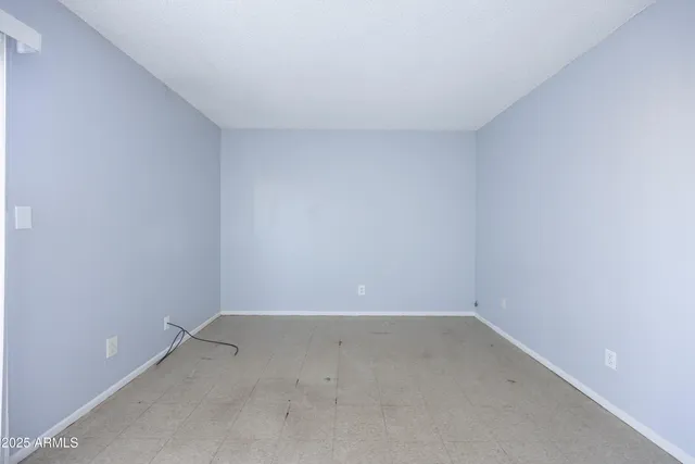 $899 | 15605 North 29th Street, Unit 3, Phoenix, AZ 85032