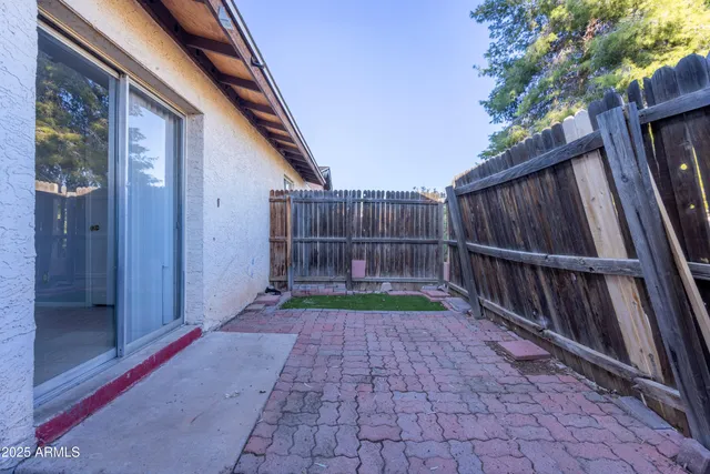 $899 | 15605 North 29th Street, Unit 3, Phoenix, AZ 85032