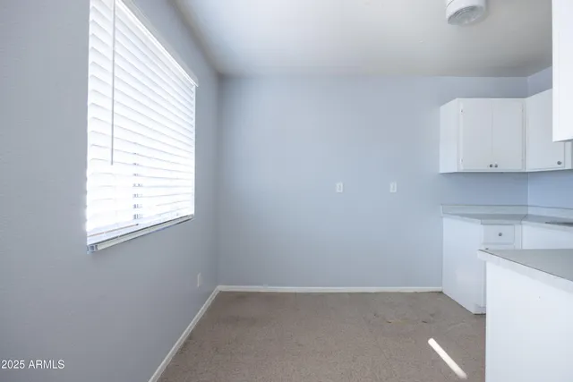 $899 | 15605 North 29th Street, Unit 3, Phoenix, AZ 85032