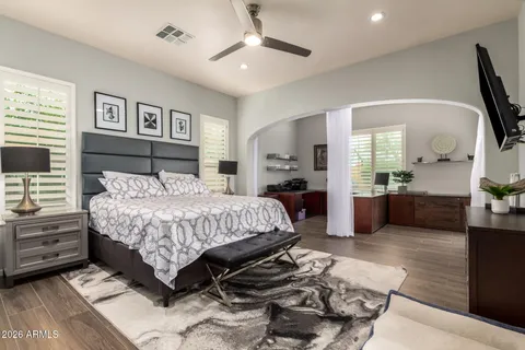 $975,000 | 23917 North 24th Place, Phoenix, AZ 85024