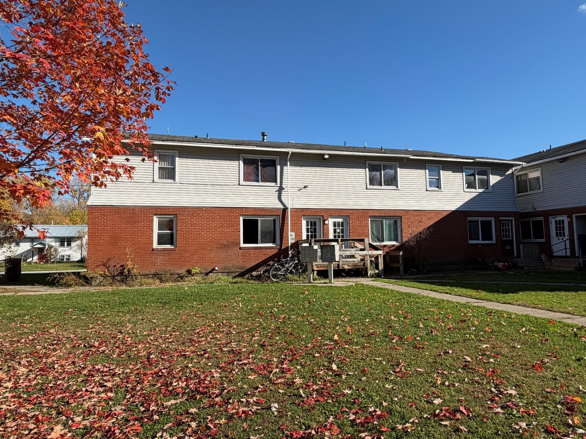 24 Maple Street St. Albans, VT 05478 - Photo 2 of 11