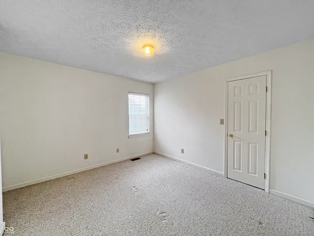 $259,000 | 705 Chestnut Lane, Brownsburg, IN 46112