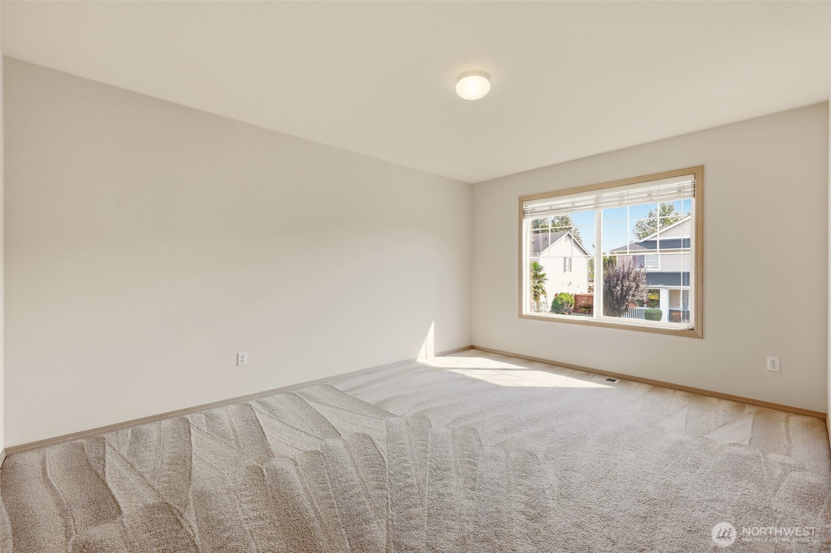 277 Edmonds Avenue Southeast Renton, WA 98056 - Photo 26 of 40 Gallery Image 26