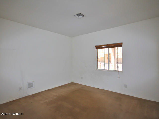 3532 South Mission Road, Unit 3 Tucson, AZ 85713 - Photo 17 of 32