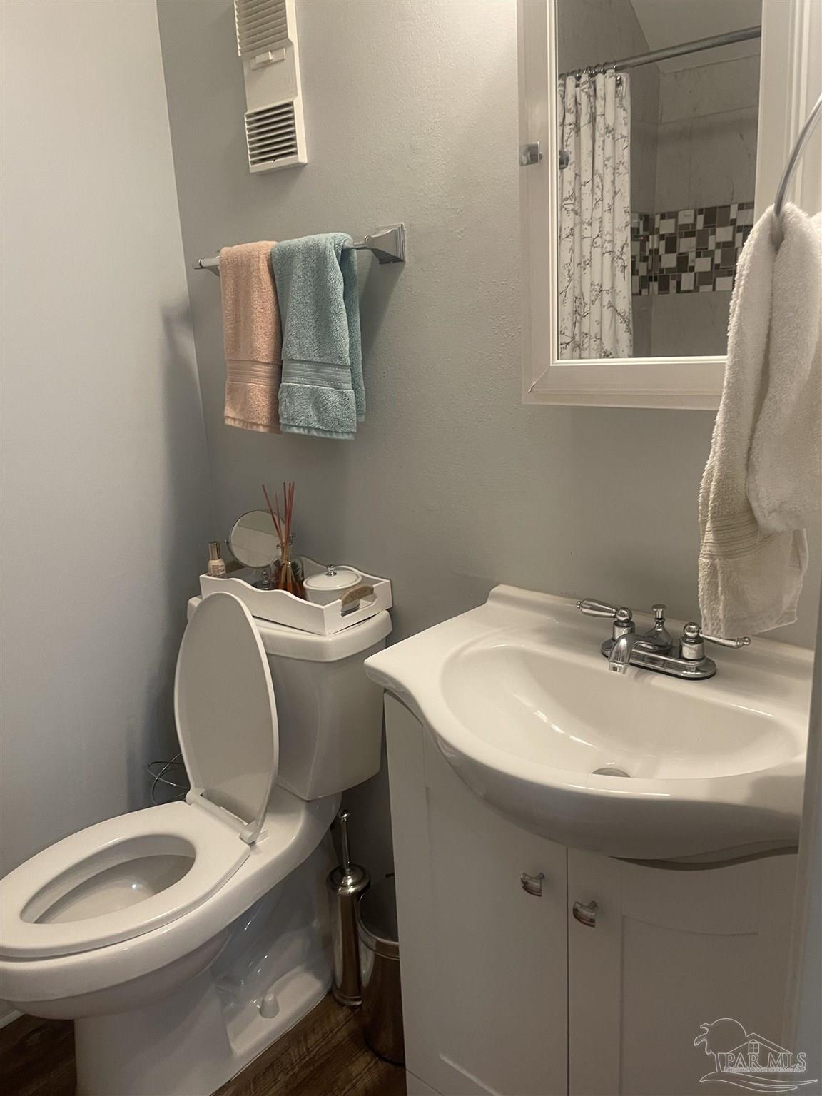 7150 Plantation Road, Unit 225 Pensacola, FL 32504 - Photo 14 of 23 Gallery Image 14