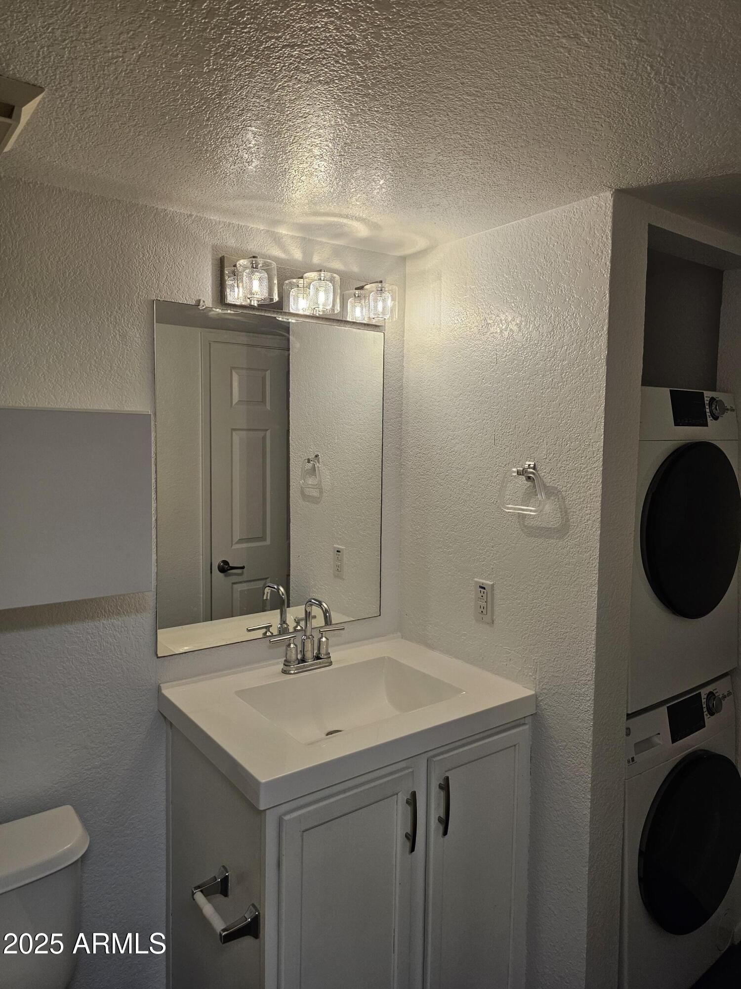 1720 East Thunderbird Road, Unit 2087 Phoenix, AZ 85022 - Photo 8 of 12 20250424_152425
