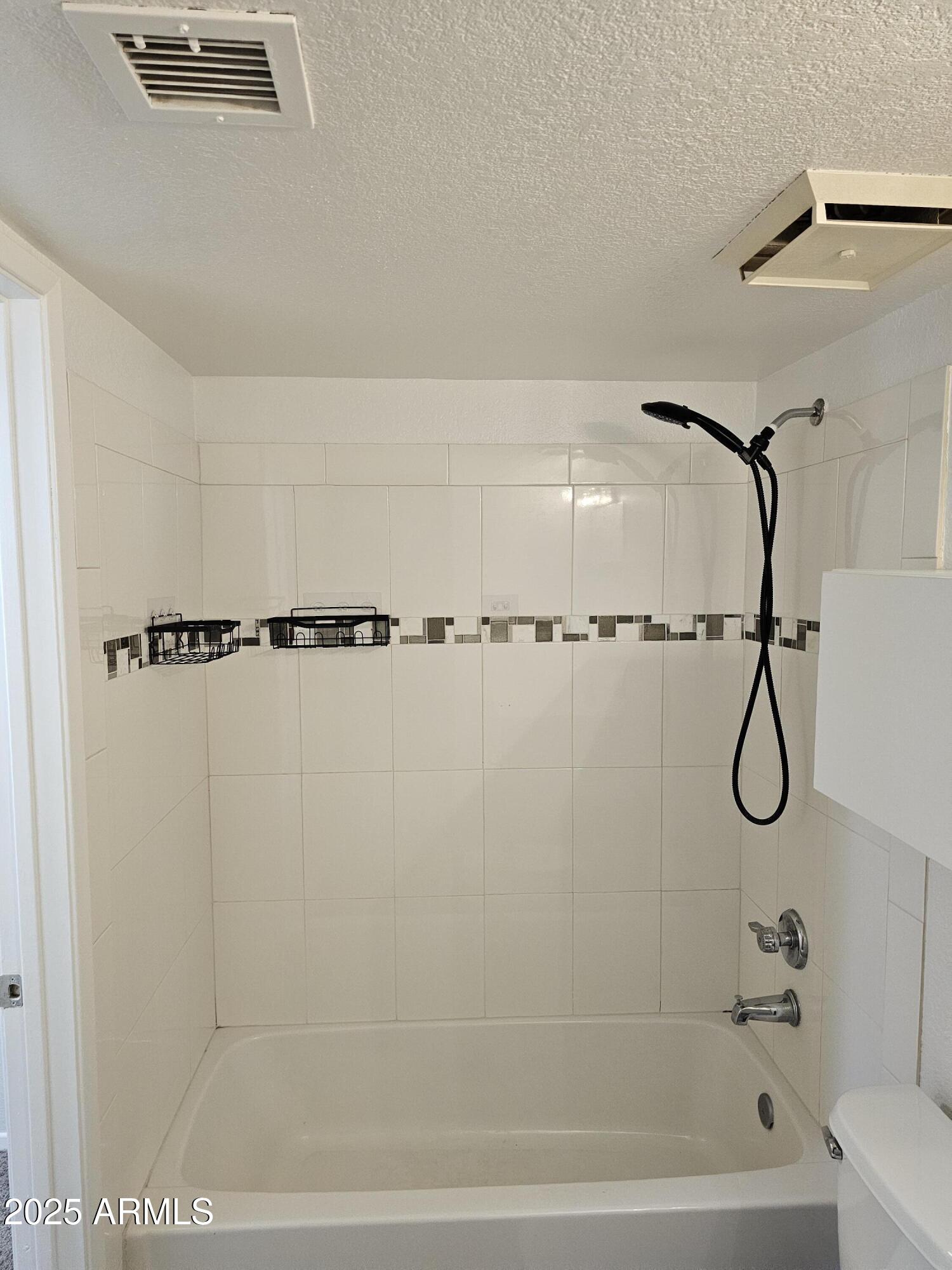 1720 East Thunderbird Road, Unit 2087 Phoenix, AZ 85022 - Photo 9 of 12 20250424_152450