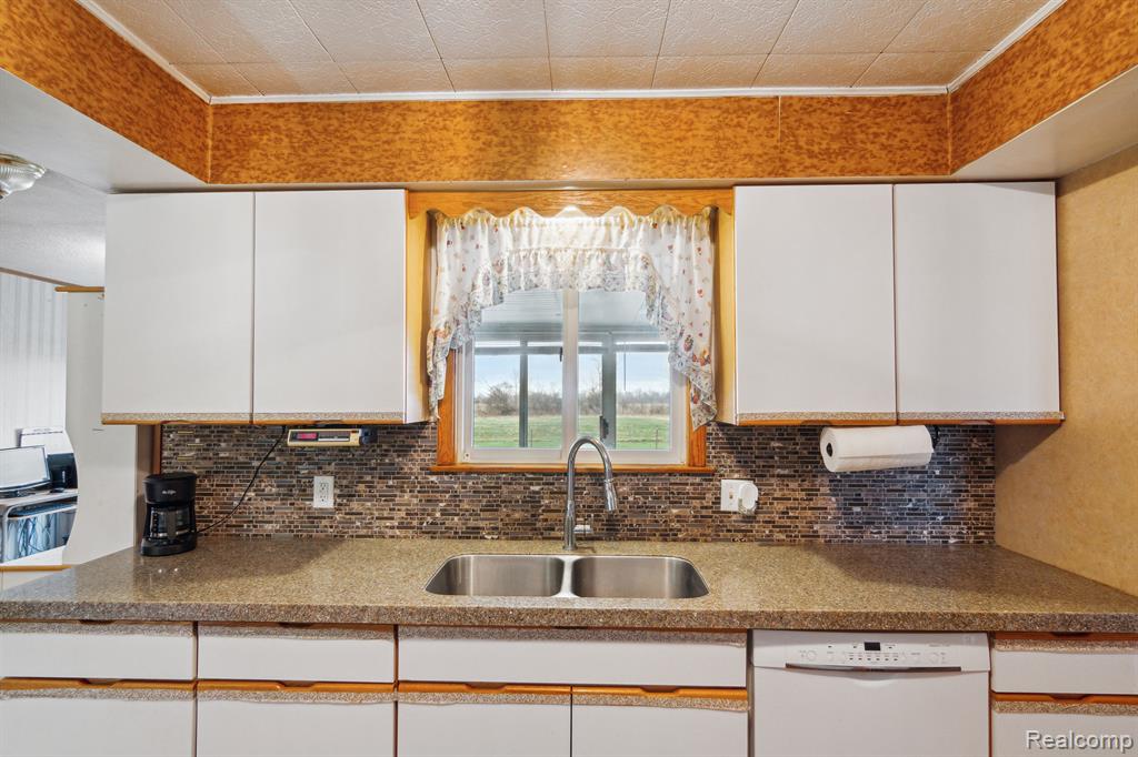 9711 Welch Road Tecumseh, MI 49286 - Photo 14 of 44