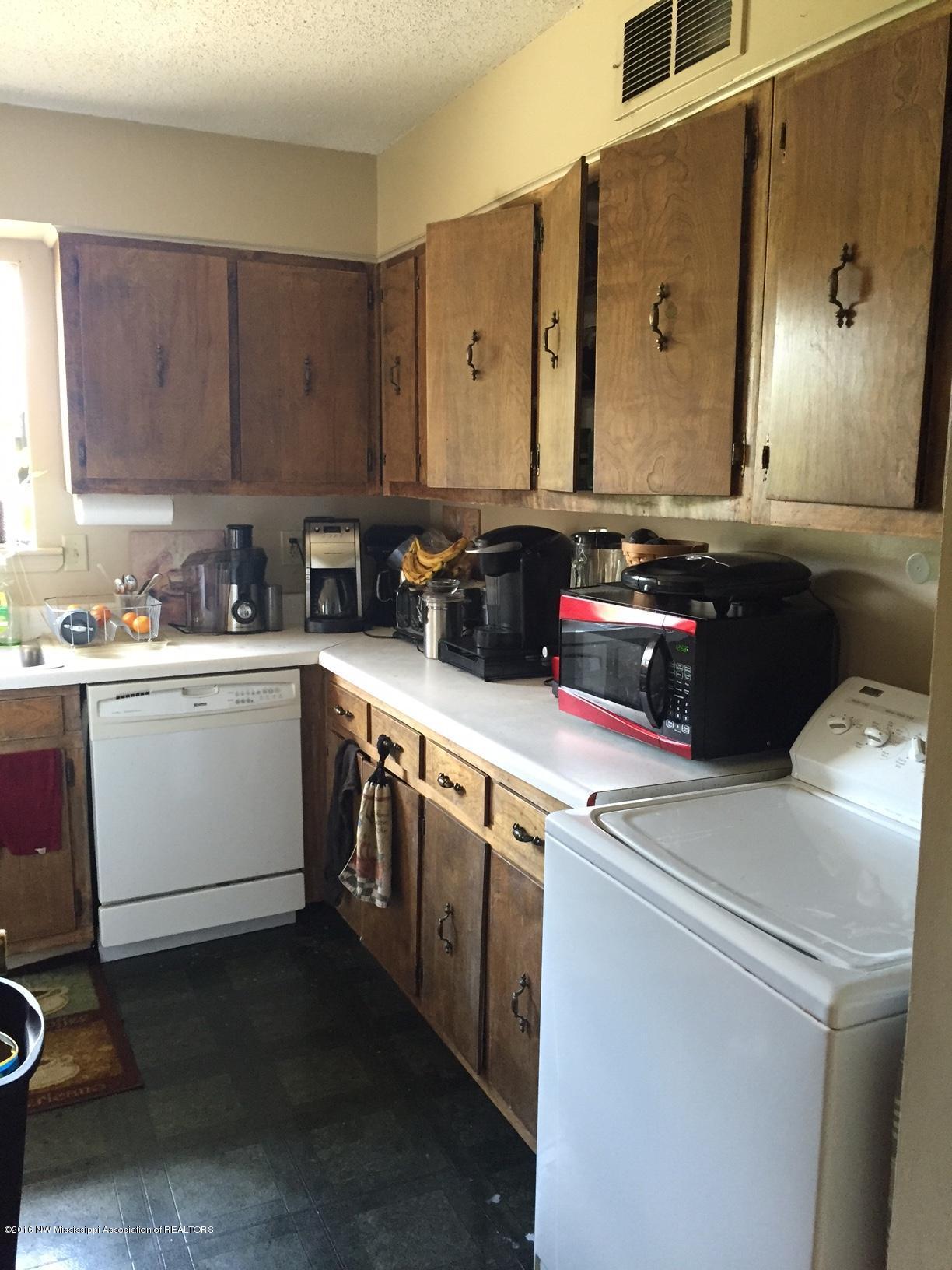 Kitchen 2