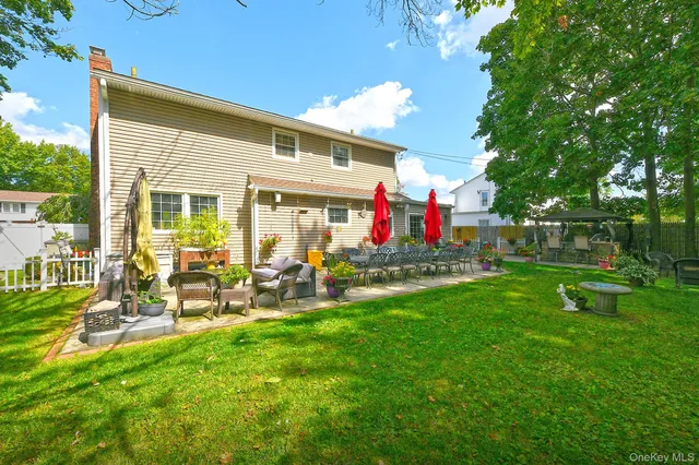 a view of outdoor space yard and patio