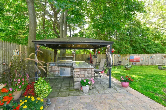 a view of outdoor space deck and hardwood