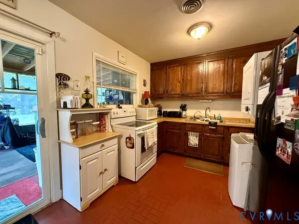 $325,000 | 351 East Bay Drive, White Stone, VA 22578