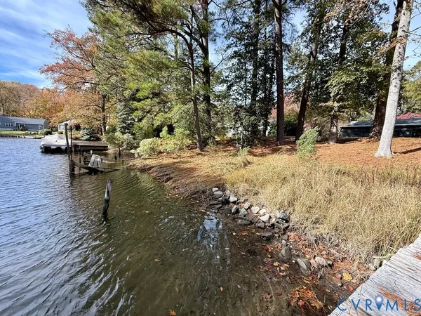 $325,000 | 351 East Bay Drive, White Stone, VA 22578