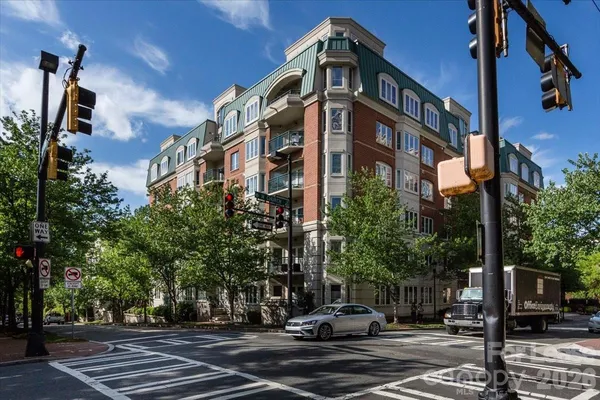 $3,500 | 401 North Church Street, Unit 506, Charlotte, NC 28202
