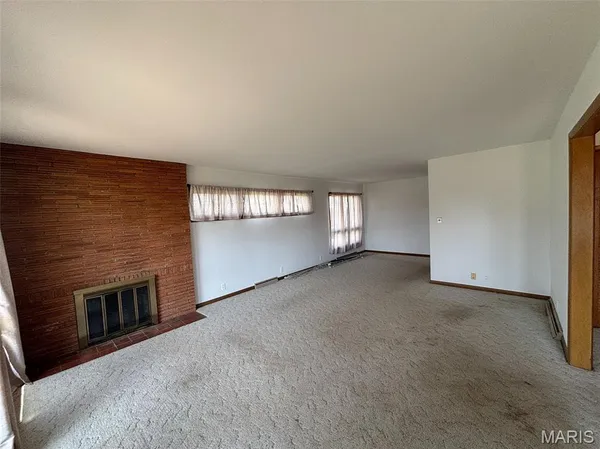 $165,000 | 614 North Oak Street, Vandalia, MO 63382